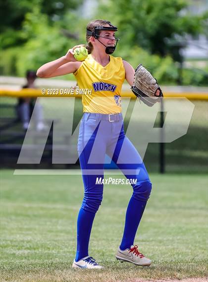 Thumbnail 1 in Davenport North vs Southeast Polk (Jefferson Varsity Classic) photogallery.