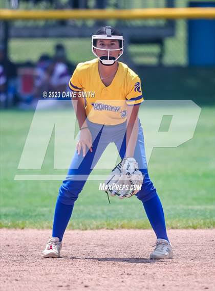 Thumbnail 2 in Davenport North vs Southeast Polk (Jefferson Varsity Classic) photogallery.