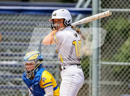 Thumbnail 1 in Davenport North vs Southeast Polk (Jefferson Varsity Classic) photogallery.