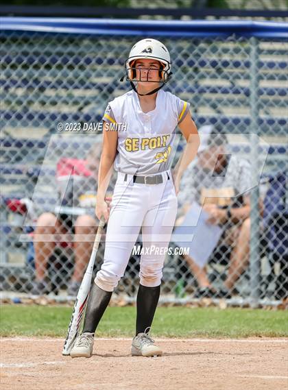 Thumbnail 1 in Davenport North vs Southeast Polk (Jefferson Varsity Classic) photogallery.