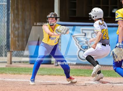 Thumbnail 3 in Davenport North vs Southeast Polk (Jefferson Varsity Classic) photogallery.