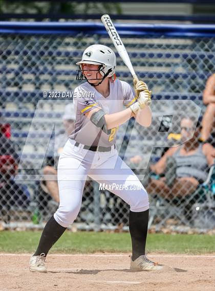 Thumbnail 3 in Davenport North vs Southeast Polk (Jefferson Varsity Classic) photogallery.