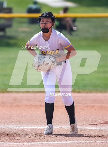 Thumbnail 2 in Davenport North vs Southeast Polk (Jefferson Varsity Classic) photogallery.
