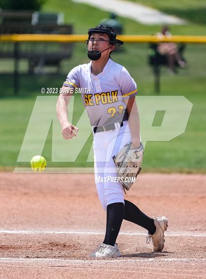 Thumbnail 1 in Davenport North vs Southeast Polk (Jefferson Varsity Classic) photogallery.