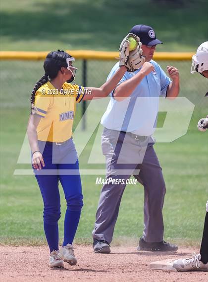 Thumbnail 2 in Davenport North vs Southeast Polk (Jefferson Varsity Classic) photogallery.