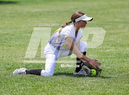 Thumbnail 3 in Davenport North vs Southeast Polk (Jefferson Varsity Classic) photogallery.