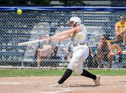 Thumbnail 2 in Davenport North vs Southeast Polk (Jefferson Varsity Classic) photogallery.