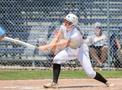 Thumbnail 2 in Davenport North vs Southeast Polk (Jefferson Varsity Classic) photogallery.