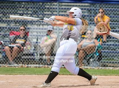 Thumbnail 2 in Davenport North vs Southeast Polk (Jefferson Varsity Classic) photogallery.