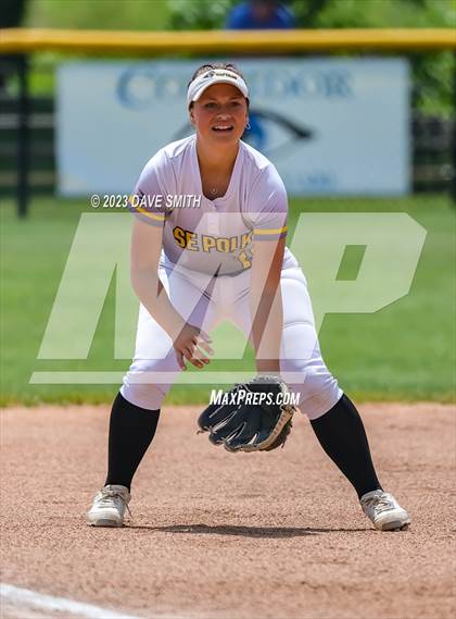 Thumbnail 3 in Davenport North vs Southeast Polk (Jefferson Varsity Classic) photogallery.