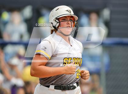 Thumbnail 3 in Davenport North vs Southeast Polk (Jefferson Varsity Classic) photogallery.