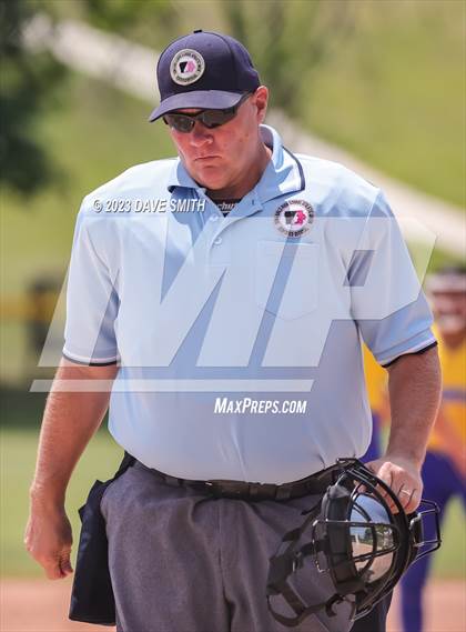 Thumbnail 3 in Davenport North vs Southeast Polk (Jefferson Varsity Classic) photogallery.