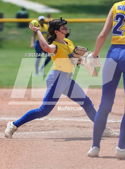 Thumbnail 2 in Davenport North vs Southeast Polk (Jefferson Varsity Classic) photogallery.