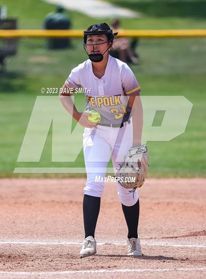 Thumbnail 3 in Davenport North vs Southeast Polk (Jefferson Varsity Classic) photogallery.