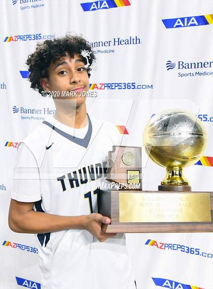 Thumbnail 2 in Mountain Pointe vs. Desert Vista (AIA 6A Final Awards) photogallery.