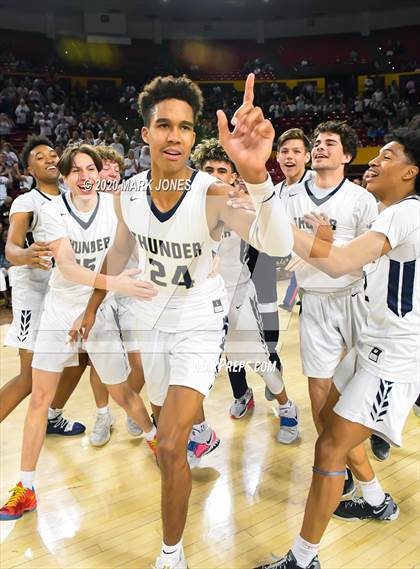 Thumbnail 2 in Mountain Pointe vs. Desert Vista (AIA 6A Final Awards) photogallery.