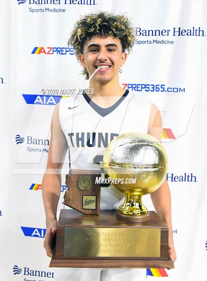 Thumbnail 2 in Mountain Pointe vs. Desert Vista (AIA 6A Final Awards) photogallery.