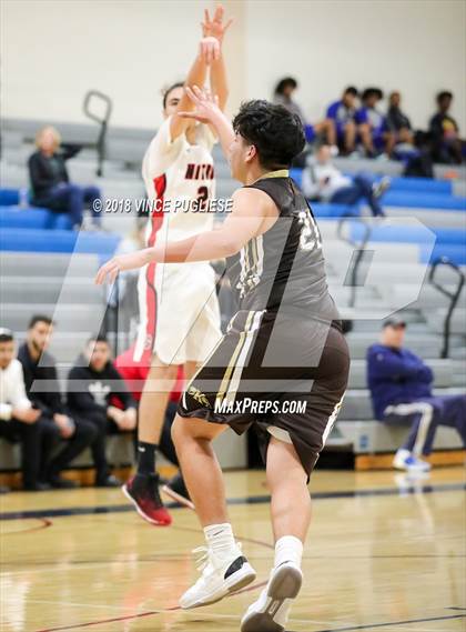Thumbnail 3 in Kennedy vs. Glendale (2018 Bulldog Tournament) photogallery.