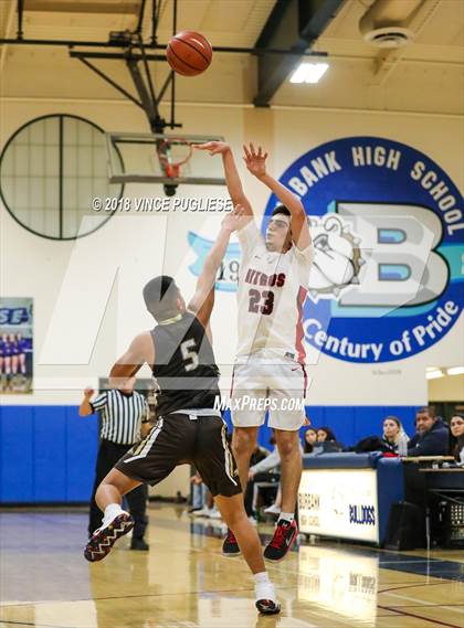 Thumbnail 1 in Kennedy vs. Glendale (2018 Bulldog Tournament) photogallery.