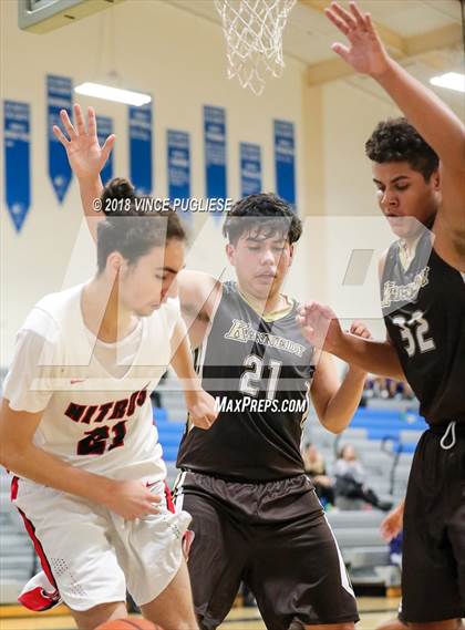 Thumbnail 3 in Kennedy vs. Glendale (2018 Bulldog Tournament) photogallery.