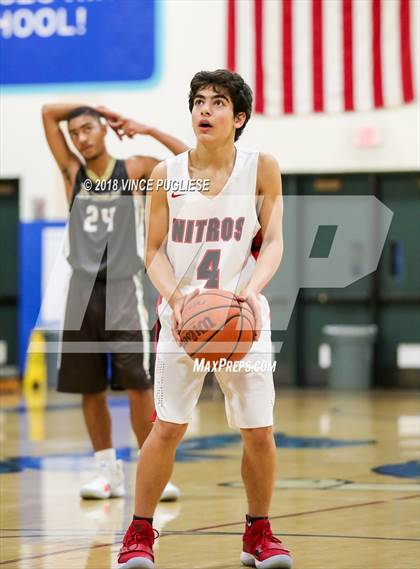 Thumbnail 2 in Kennedy vs. Glendale (2018 Bulldog Tournament) photogallery.