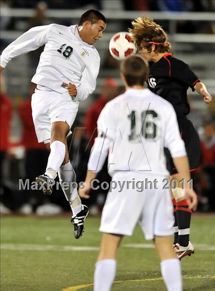 Thumbnail 1 in Santa Barbara vs. Oak Hills (CIF SoCal D2 Regional Final) photogallery.