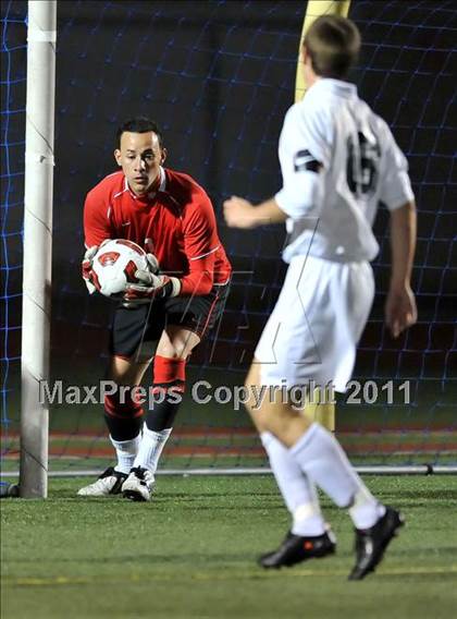Thumbnail 2 in Santa Barbara vs. Oak Hills (CIF SoCal D2 Regional Final) photogallery.