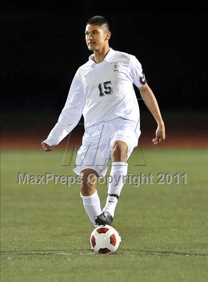 Thumbnail 3 in Santa Barbara vs. Oak Hills (CIF SoCal D2 Regional Final) photogallery.