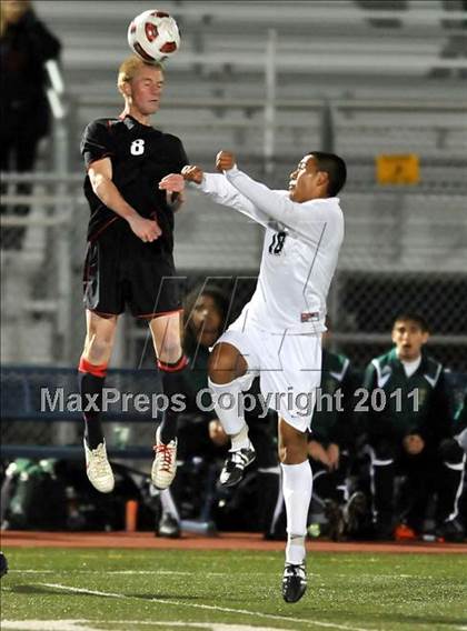 Thumbnail 1 in Santa Barbara vs. Oak Hills (CIF SoCal D2 Regional Final) photogallery.