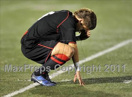 Thumbnail 1 in Santa Barbara vs. Oak Hills (CIF SoCal D2 Regional Final) photogallery.