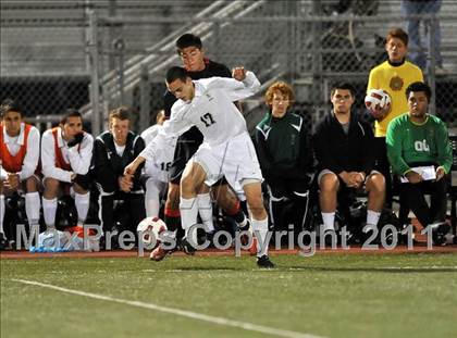 Thumbnail 3 in Santa Barbara vs. Oak Hills (CIF SoCal D2 Regional Final) photogallery.