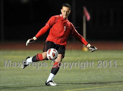Thumbnail 1 in Santa Barbara vs. Oak Hills (CIF SoCal D2 Regional Final) photogallery.