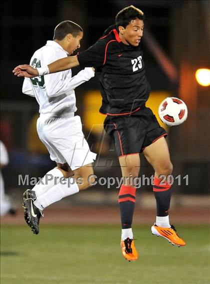 Thumbnail 1 in Santa Barbara vs. Oak Hills (CIF SoCal D2 Regional Final) photogallery.