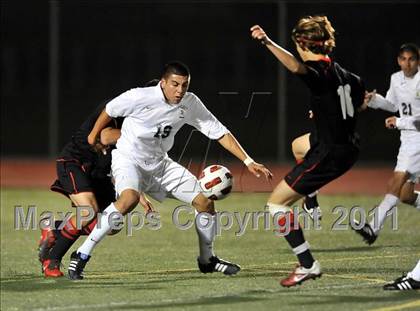 Thumbnail 2 in Santa Barbara vs. Oak Hills (CIF SoCal D2 Regional Final) photogallery.