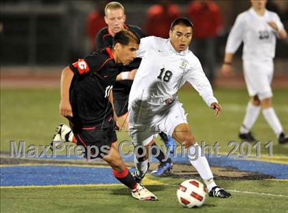 Thumbnail 3 in Santa Barbara vs. Oak Hills (CIF SoCal D2 Regional Final) photogallery.