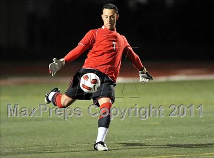 Thumbnail 2 in Santa Barbara vs. Oak Hills (CIF SoCal D2 Regional Final) photogallery.