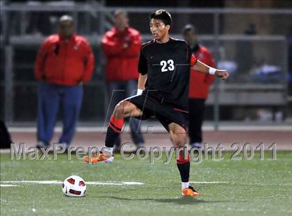 Thumbnail 1 in Santa Barbara vs. Oak Hills (CIF SoCal D2 Regional Final) photogallery.