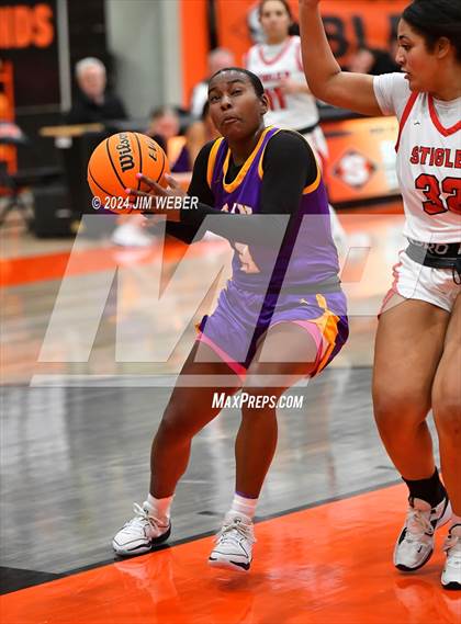 Thumbnail 2 in Stigler vs. Vian (Sequoyah Co. Tournament) photogallery.
