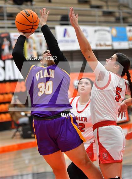 Thumbnail 1 in Stigler vs. Vian (Sequoyah Co. Tournament) photogallery.