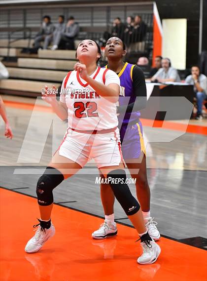 Thumbnail 2 in Stigler vs. Vian (Sequoyah Co. Tournament) photogallery.
