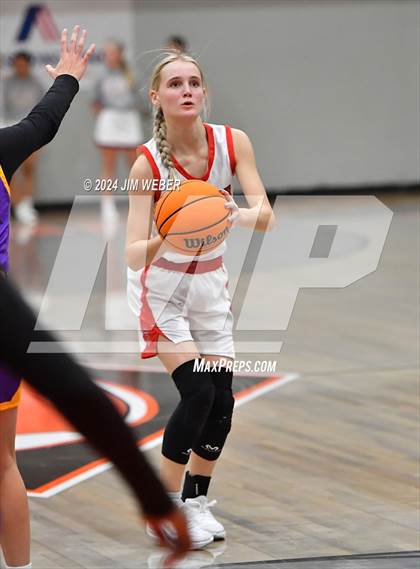 Thumbnail 2 in Stigler vs. Vian (Sequoyah Co. Tournament) photogallery.
