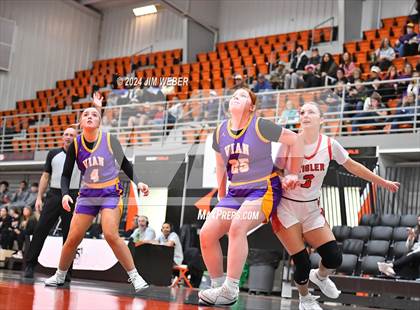 Thumbnail 3 in Stigler vs. Vian (Sequoyah Co. Tournament) photogallery.