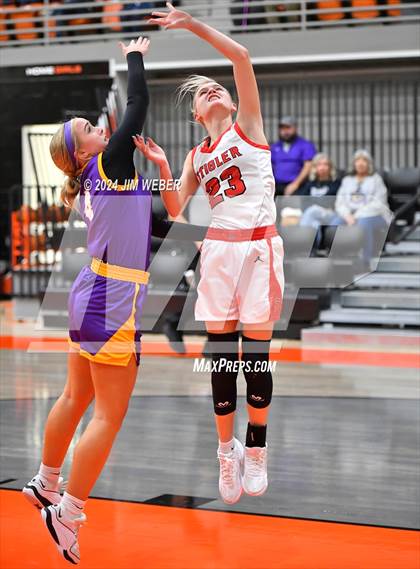 Thumbnail 2 in Stigler vs. Vian (Sequoyah Co. Tournament) photogallery.