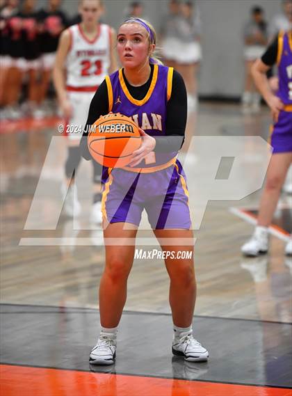 Thumbnail 3 in Stigler vs. Vian (Sequoyah Co. Tournament) photogallery.