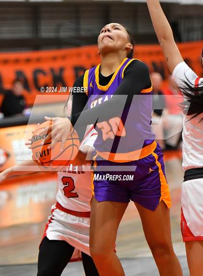 Thumbnail 2 in Stigler vs. Vian (Sequoyah Co. Tournament) photogallery.