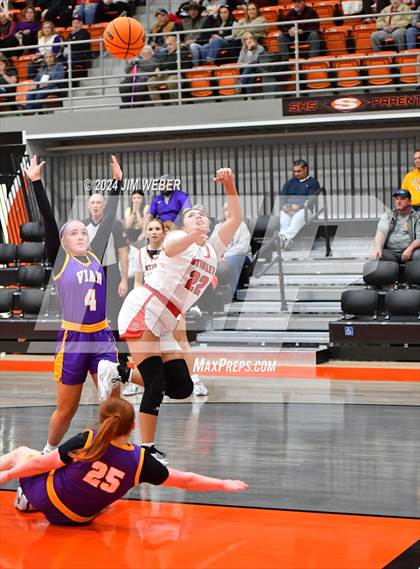 Thumbnail 2 in Stigler vs. Vian (Sequoyah Co. Tournament) photogallery.