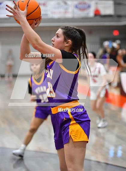 Thumbnail 2 in Stigler vs. Vian (Sequoyah Co. Tournament) photogallery.