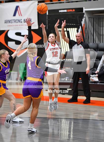 Thumbnail 3 in Stigler vs. Vian (Sequoyah Co. Tournament) photogallery.