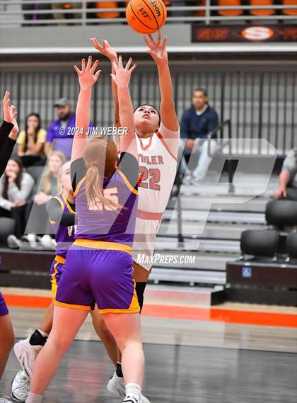 Thumbnail 3 in Stigler vs. Vian (Sequoyah Co. Tournament) photogallery.
