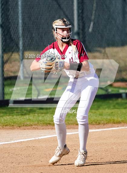 Thumbnail 3 in Regis Jesuit @ Chatfield photogallery.